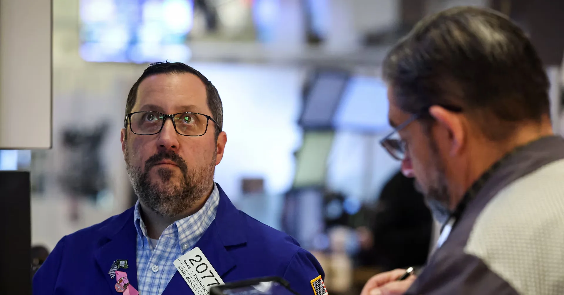 Dow Jones Closes Above 48,000 for First Time on AI Earnings Surge Dow Jones Closes Above 48,000 for First Time on AI Earnings Surge